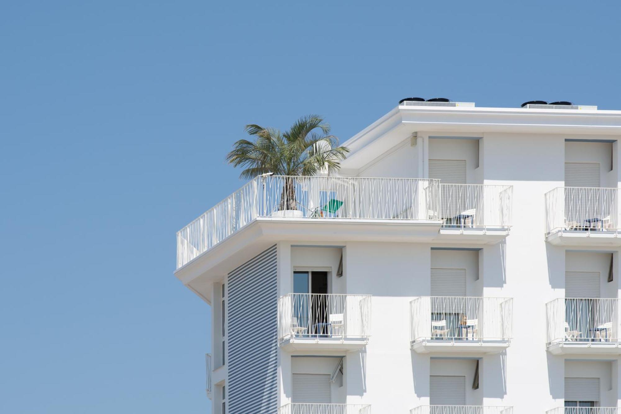 Hotel Montecarlo 3 Stelle Superior Caorle Dış mekan fotoğraf