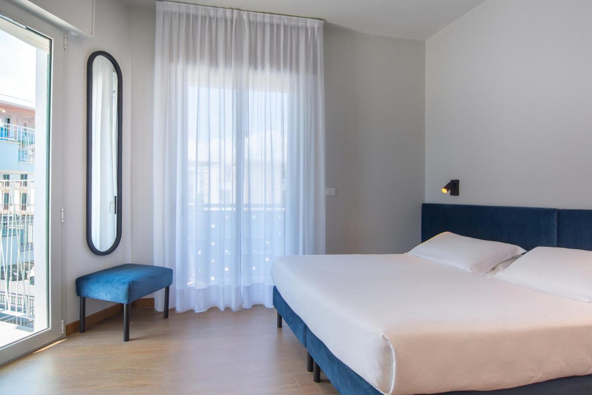 Hotel Montecarlo 3 Stelle Superior Caorle Dış mekan fotoğraf