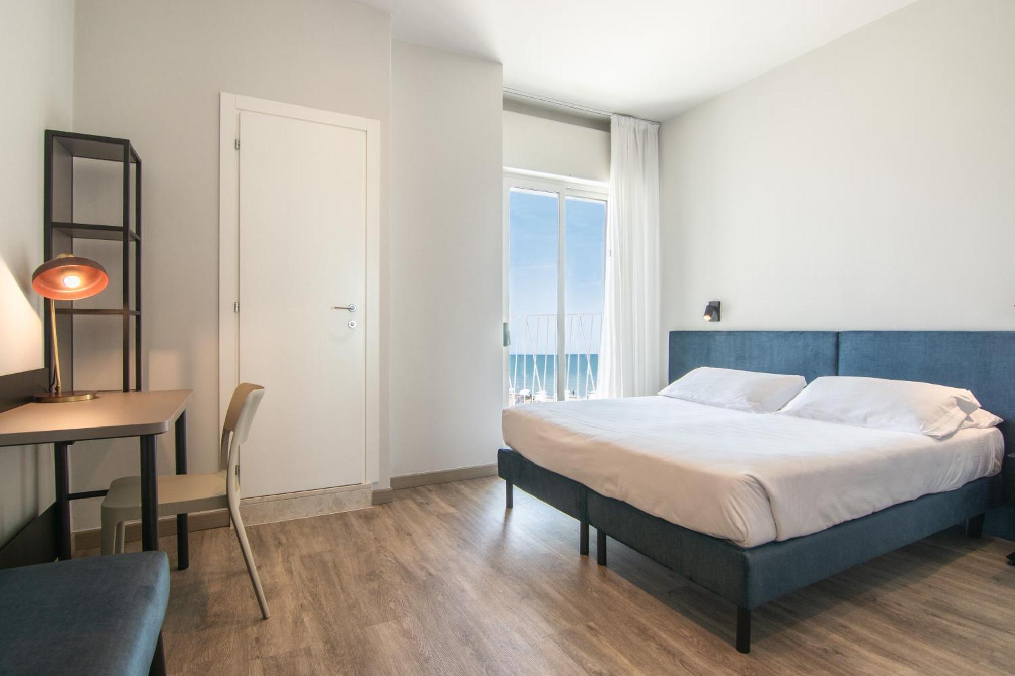 Hotel Montecarlo 3 Stelle Superior Caorle Dış mekan fotoğraf
